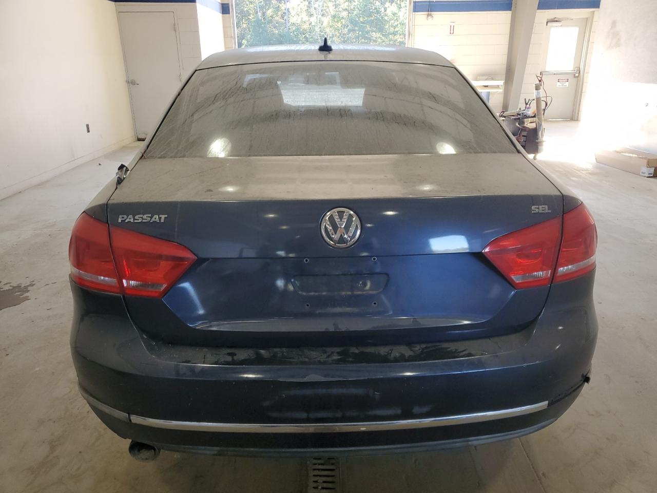 2012 Volkswagen Passat Sel VIN: 1VWCP7A36CC015970 Lot: 82256645