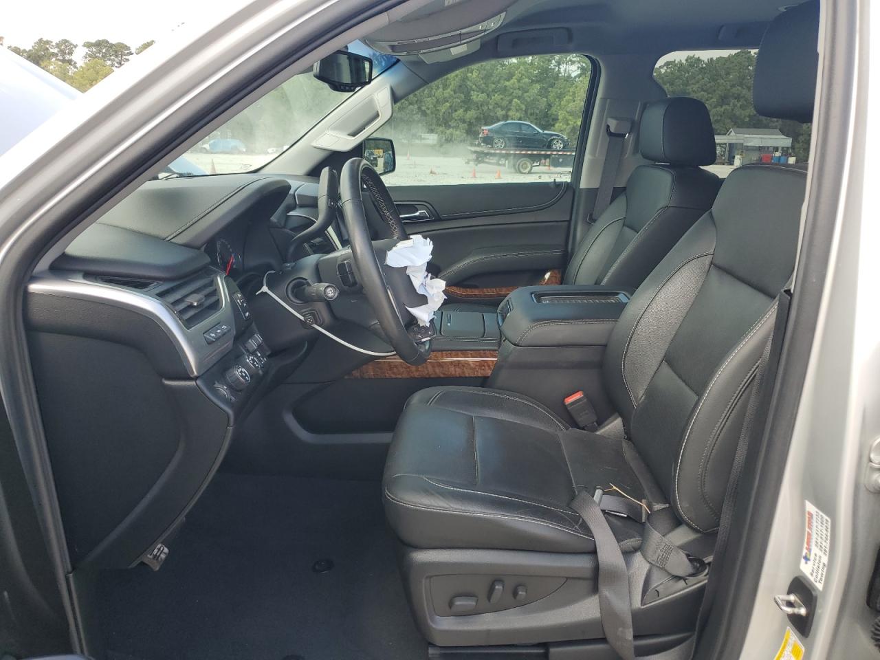 2020 Chevrolet Suburban K1500 Premier VIN: 1GNSKJKJ7LR106094 Lot: 87107005