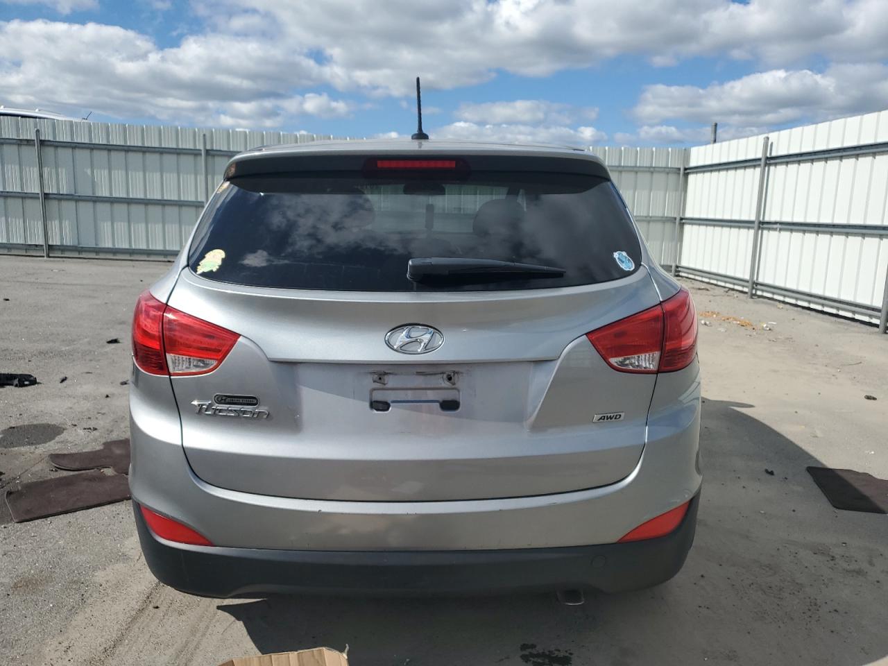 2015 Hyundai Tucson Gls VIN: KM8JTCAF4FU040272 Lot: 81977675