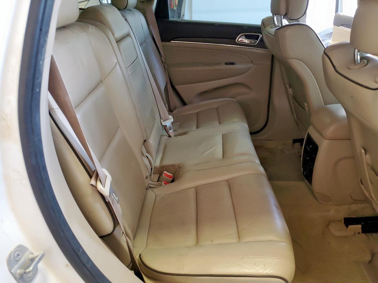 2014 Jeep Grand Cherokee Overland VIN: 1C4RJECG5EC500672 Lot: 85737255