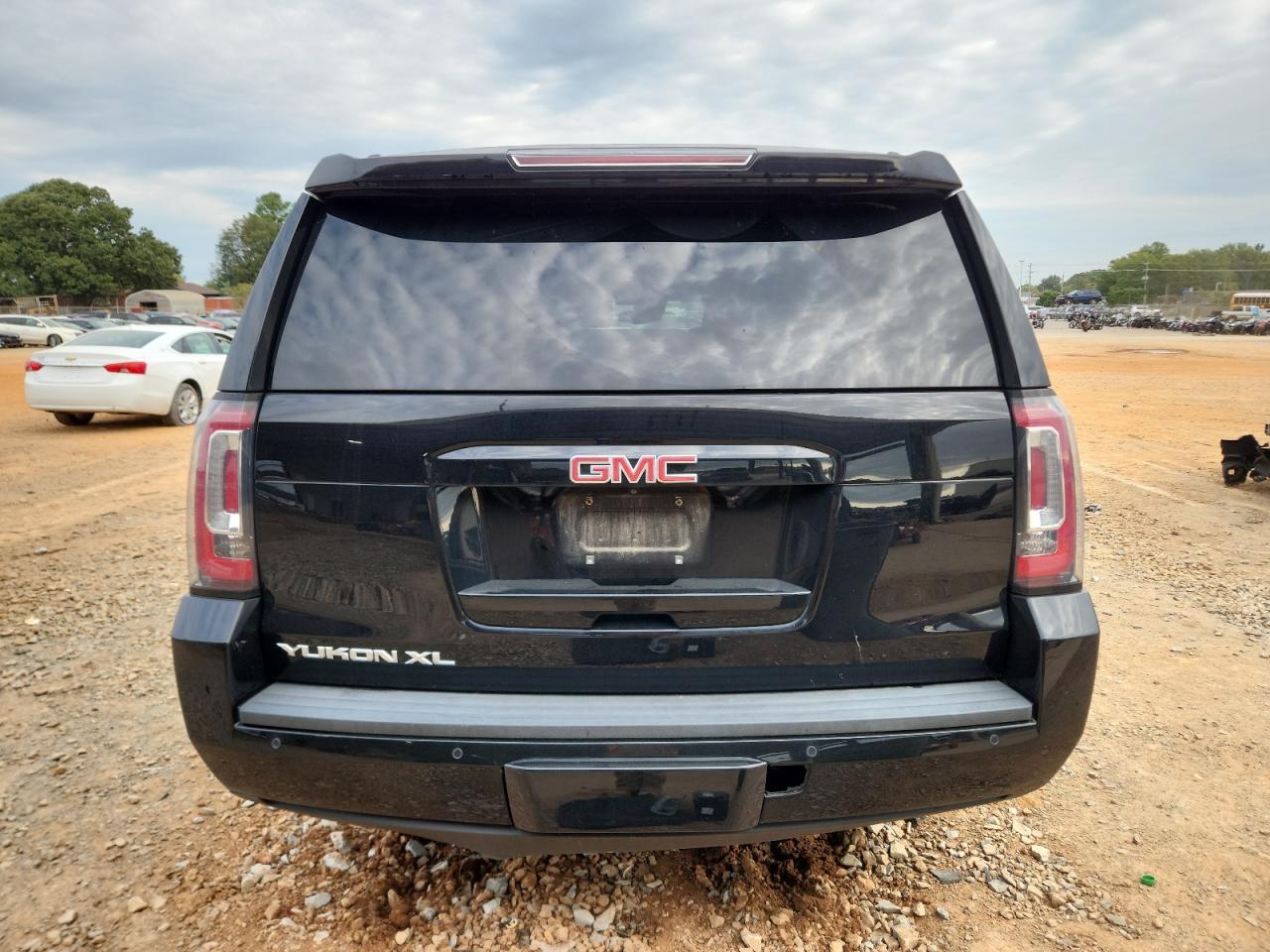 2018 GMC Yukon Xl K1500 Slt VIN: 1GKS2GKC6JR403128 Lot: 82597095
