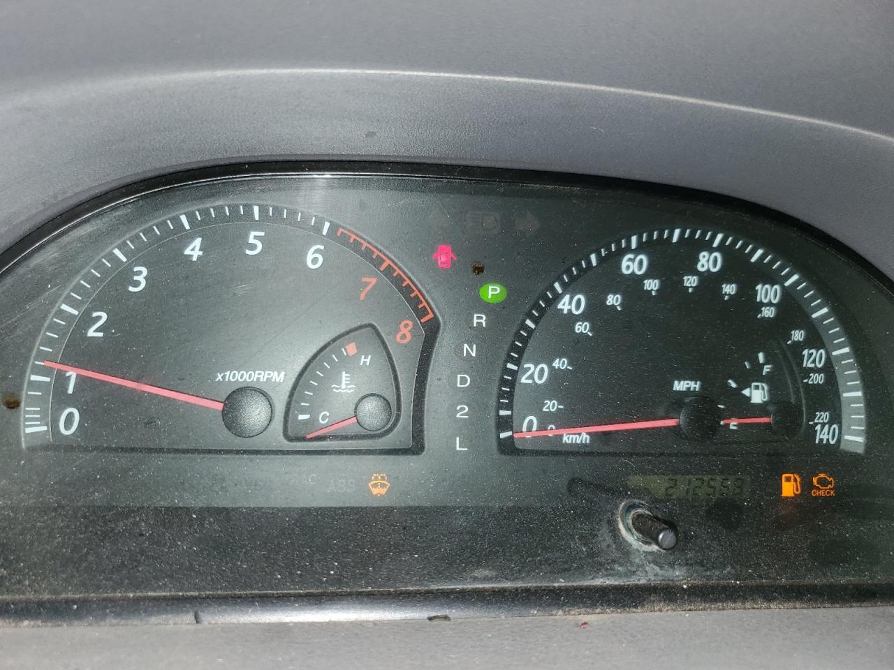 2003 Toyota Camry Le VIN: 4T1BE32K83U156144 Lot: 84994655