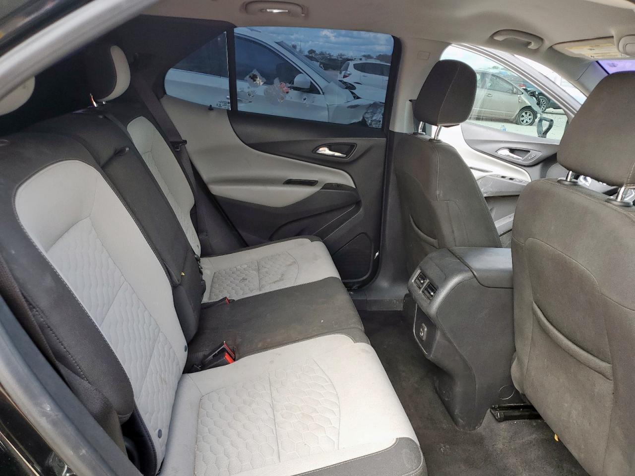 2019 Chevrolet Equinox Ls VIN: 3GNAXHEV0KL359865 Lot: 81829825