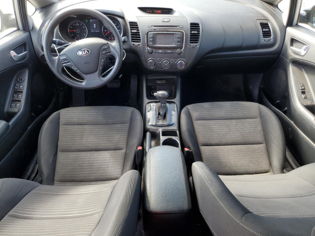 2017 Kia Forte Lx VIN: 3KPFL4A7XHE043462 Lot: 85153235