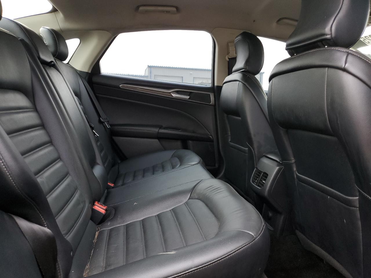 2018 Ford Fusion Se VIN: 3FA6P0HD2JR135968 Lot: 82581525