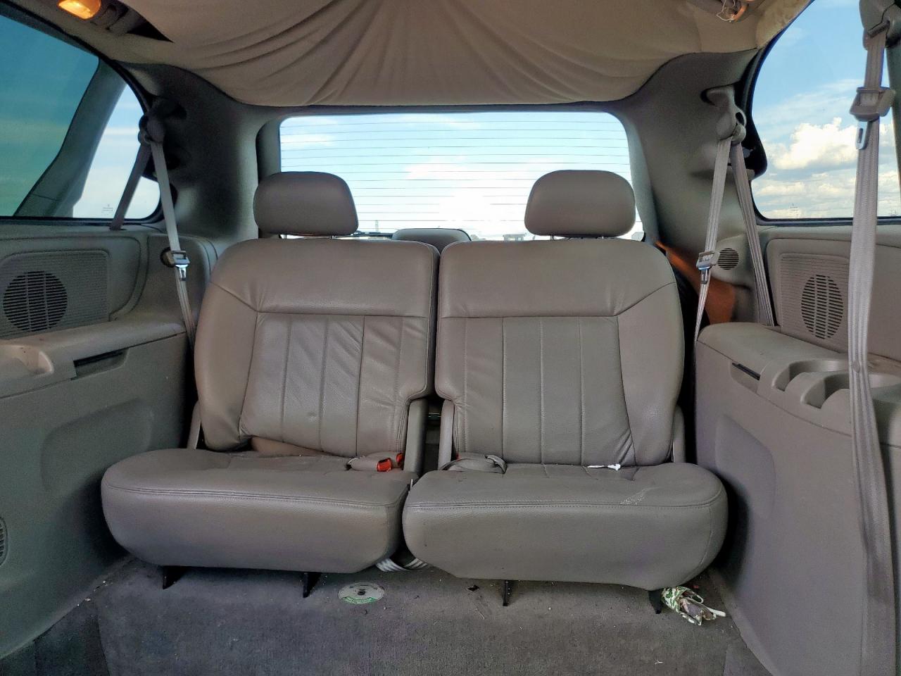 2003 Dodge Grand Caravan Es VIN: 2D4GP54L63R123438 Lot: 85700555