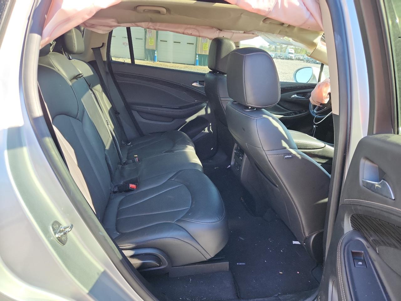 2017 Buick Envision Essence VIN: LRBFXBSA7HD151556 Lot: 89635475