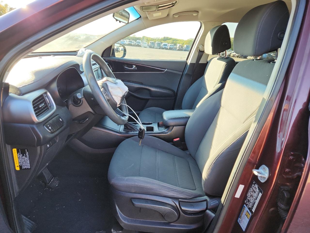 2017 Kia Sorento Lx VIN: 5XYPGDA54HG223935 Lot: 84562115
