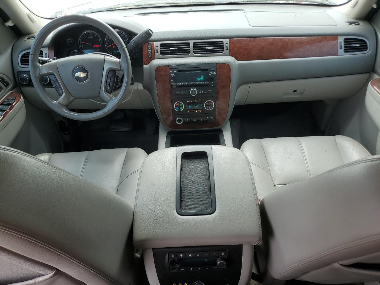 2012 Chevrolet Suburban K1500 Lt VIN: 1GNSKJE71CR127085 Lot: 81921155