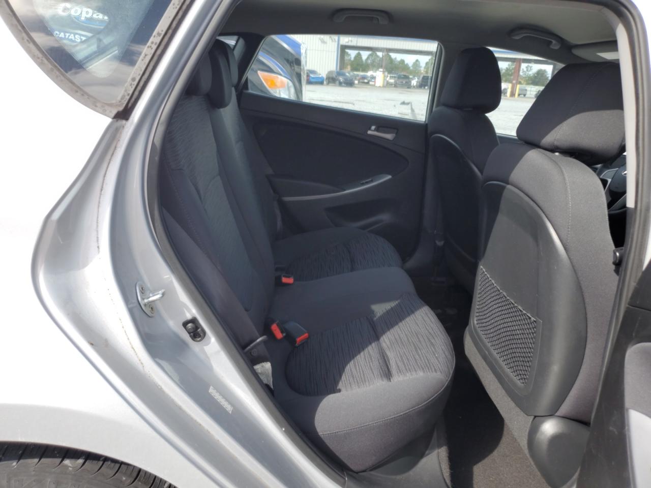 2017 Hyundai Accent Se VIN: KMHCT5AE4HU347472 Lot: 82400245