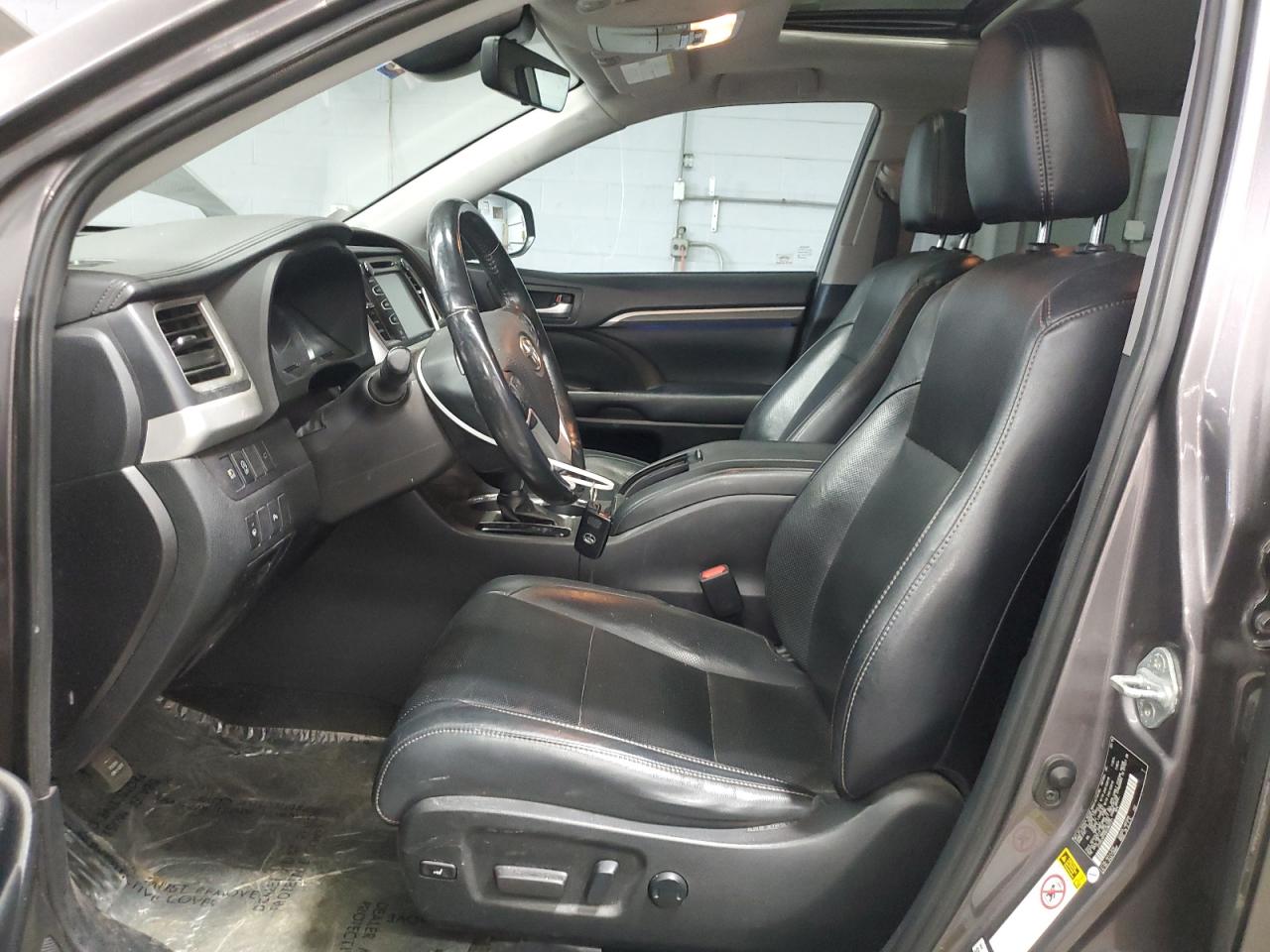 2019 Toyota Highlander Limited VIN: 5TDDZRFH5KS965221 Lot: 82009665