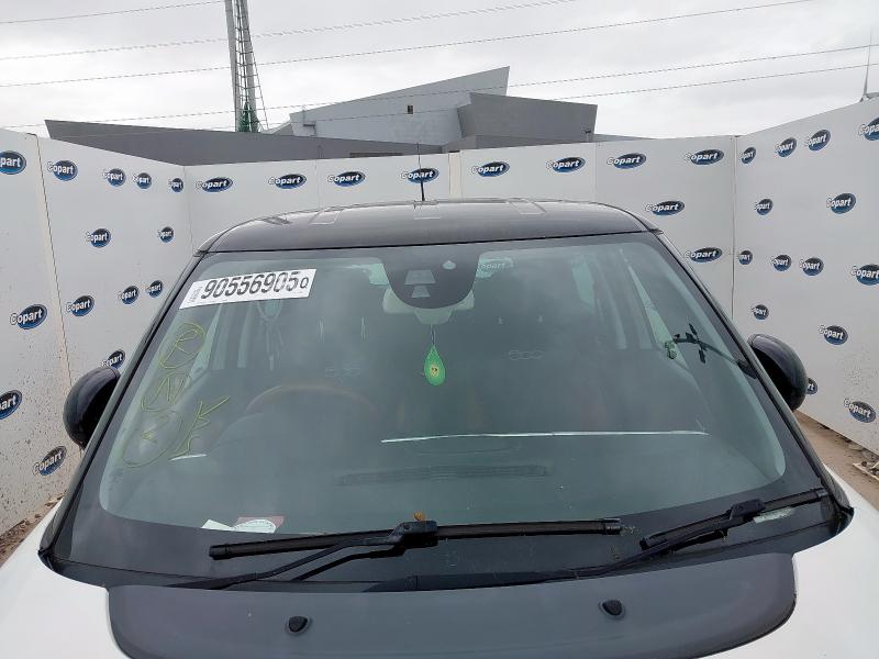 2014 FIAT 500L 1.6 MULTIJET 105 TREKKING 5DR