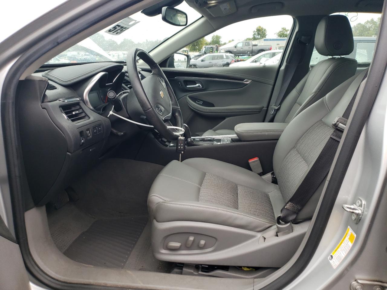 2018 Chevrolet Impala Lt VIN: 2G1105S39J9177526 Lot: 82284655