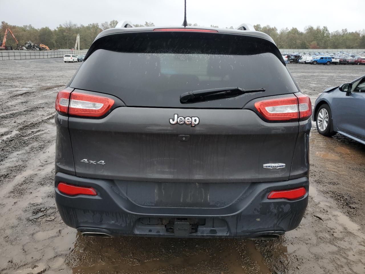 2015 Jeep Cherokee Latitude VIN: 1C4PJMCS3FW625403 Lot: 86539725