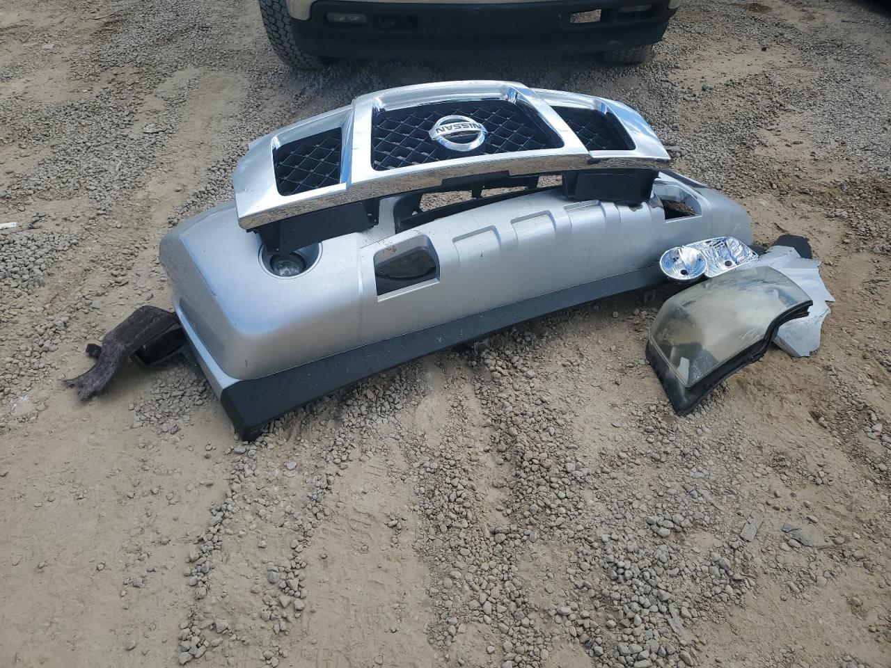 2013 Nissan Armada Sv VIN: 5N1BA0ND2DN611184 Lot: 81928725