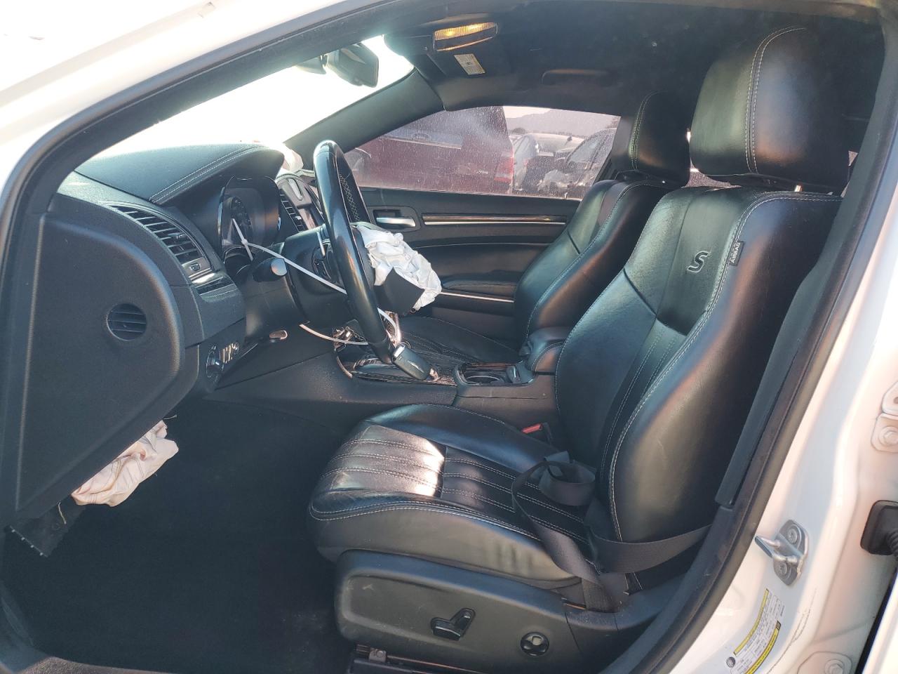 2019 Chrysler 300 S VIN: 2C3CCAGG7KH542812 Lot: 81995905