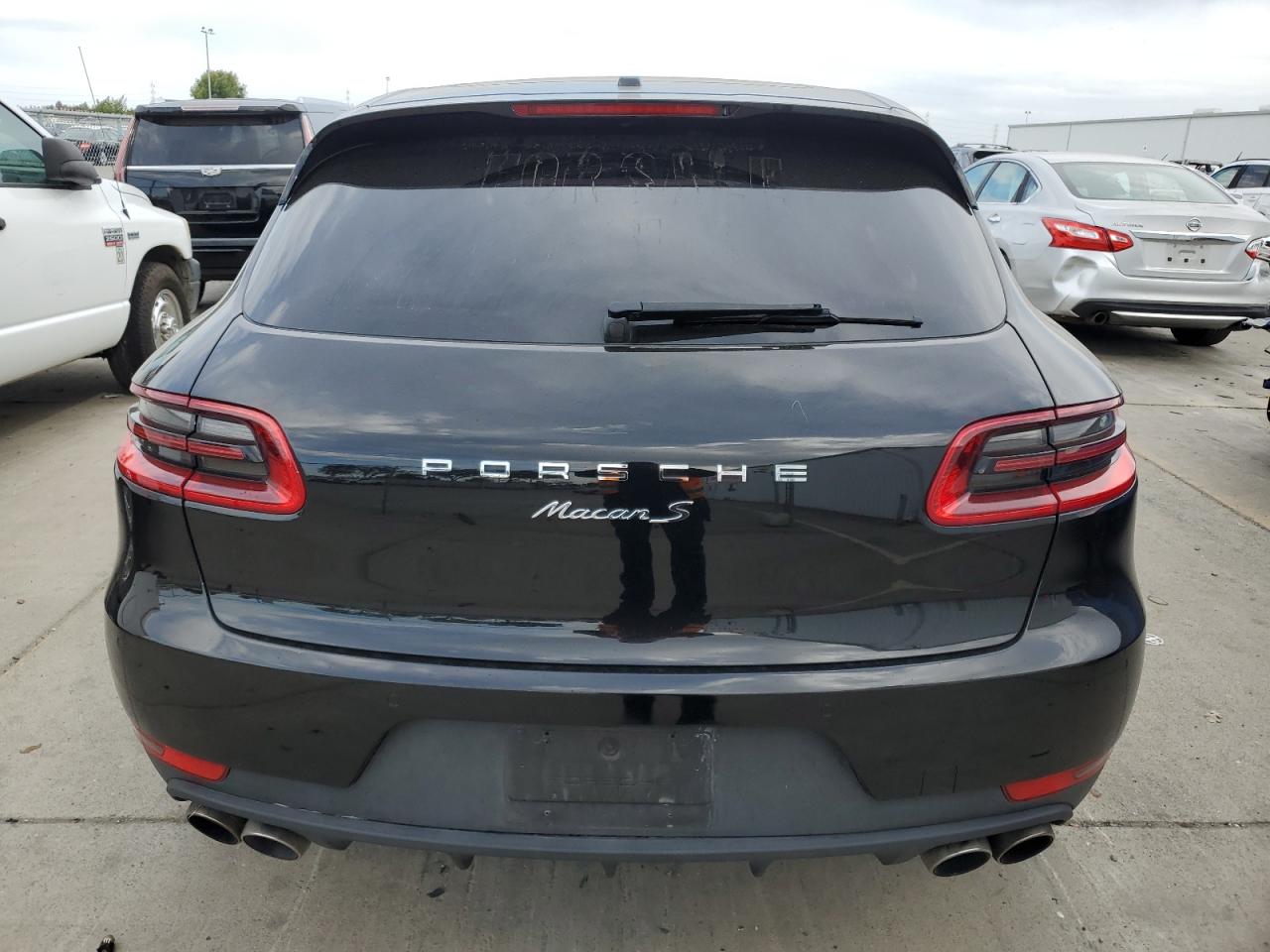 2017 Porsche Macan S VIN: WP1AB2A55HLB13777 Lot: 87456575