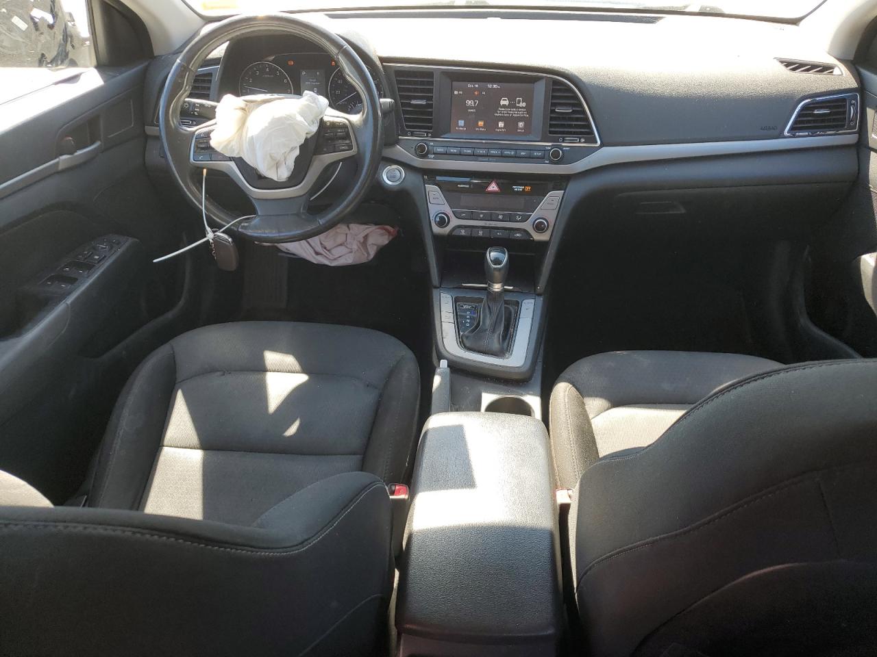 Elantra Elantra