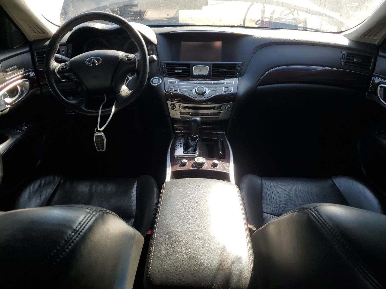 2017 Infiniti Q70 3.7 VIN: JN1BY1AP1HM740991 Lot: 84797315