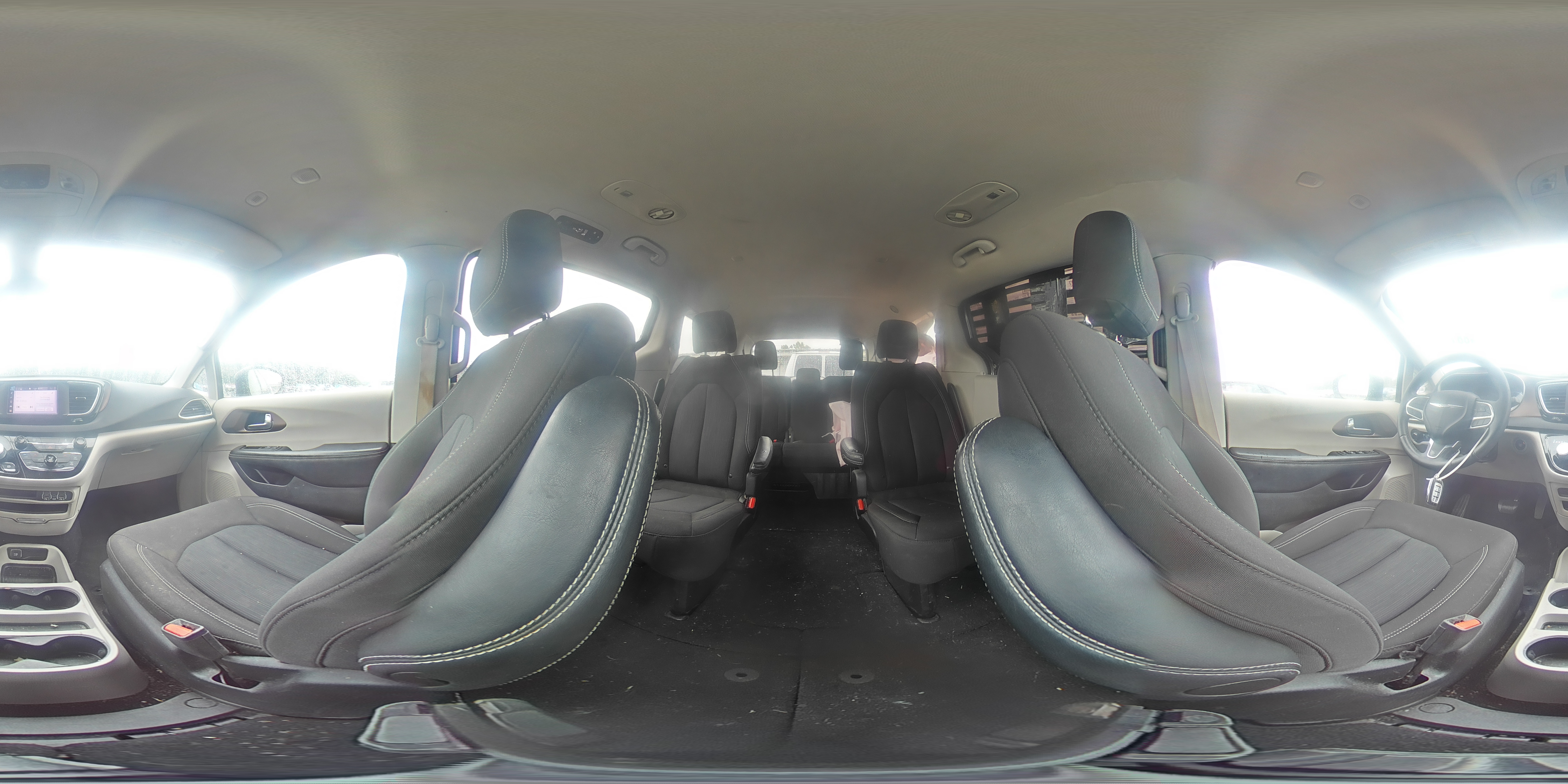 2022 Chrysler Voyager Lx VIN: 2C4RC1CG4NR223779 Lot: 85488175