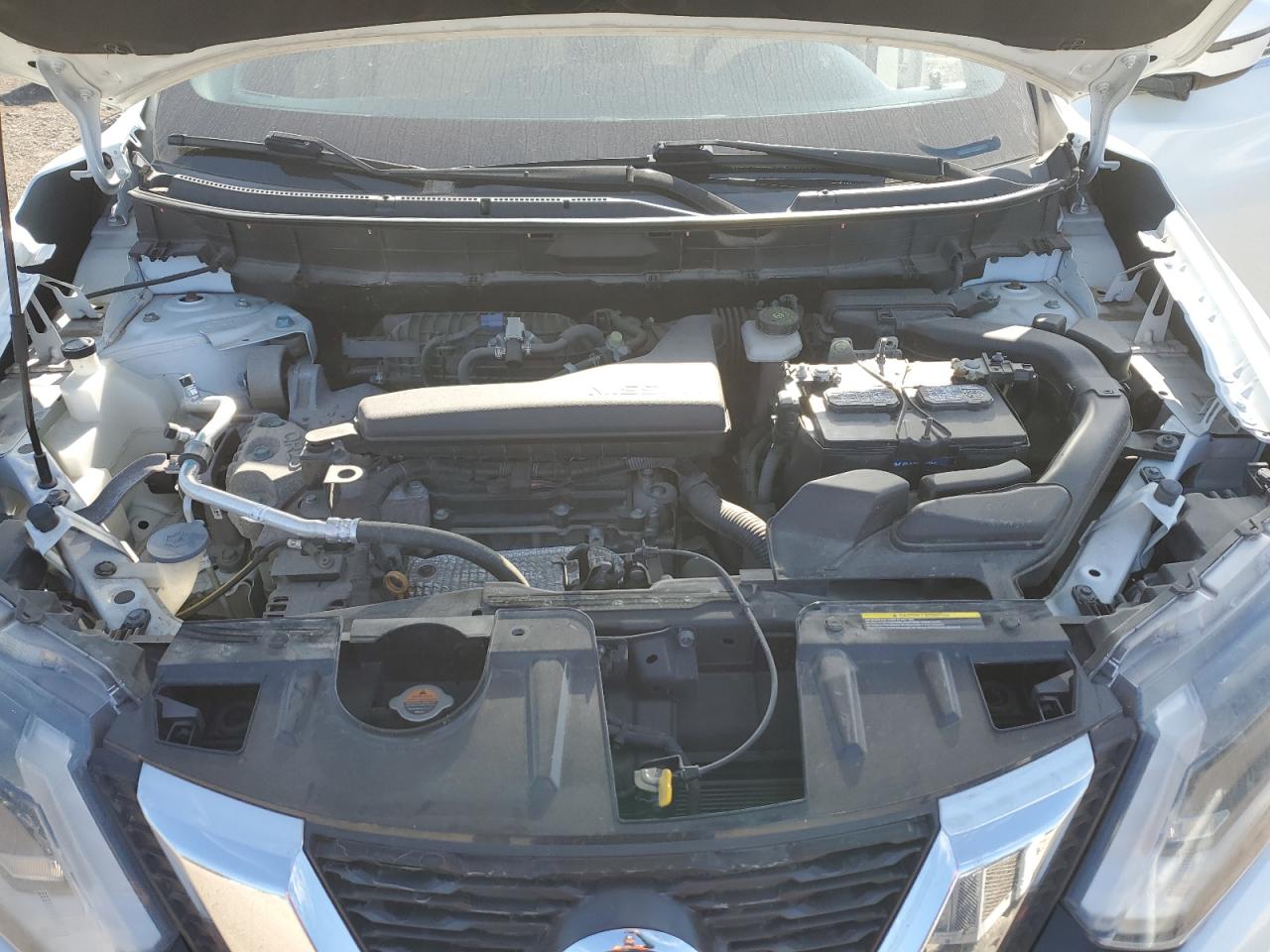 2017 Nissan Rogue S VIN: KNMAT2MV6HP559620 Lot: 86085105