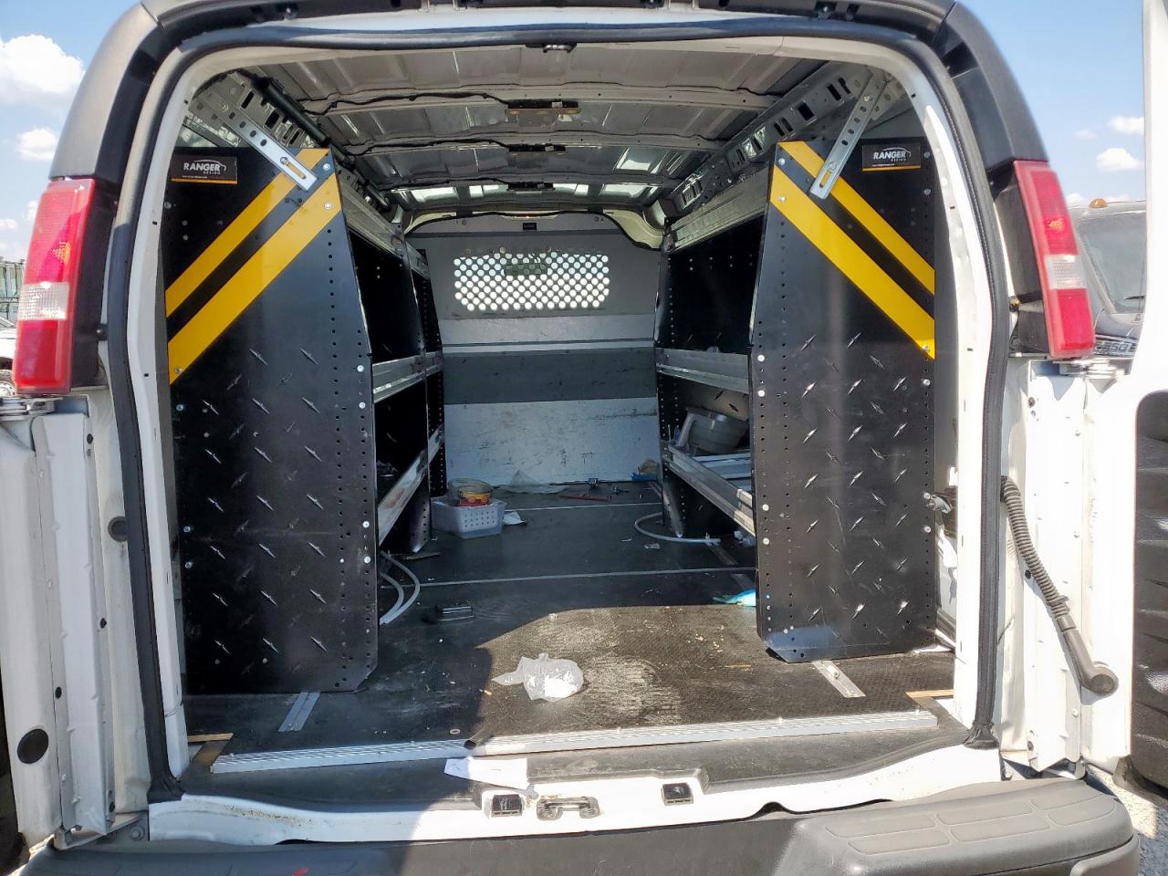 2023 GMC Savana G2500 VIN: 1GTW7AFP5P1102768 Lot: 84929215