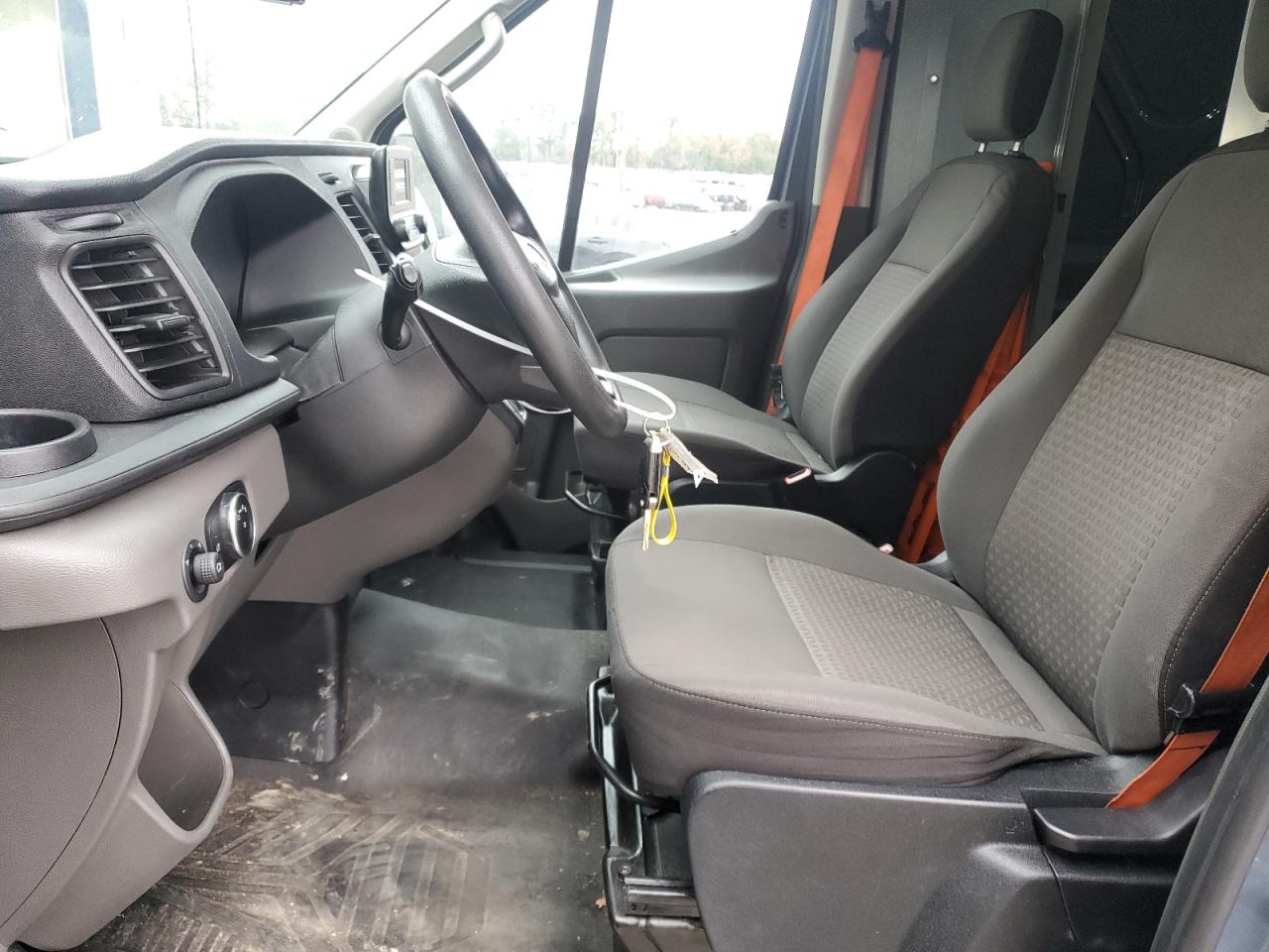 2020 Ford Transit T-250 Delivery Van VIN: 1FTBR3X80LKA87502 Lot: 90246365