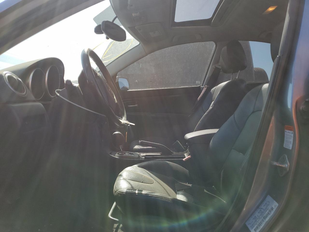 2005 Mazda 3 S VIN: JM1BK323051223460 Lot: 90010105