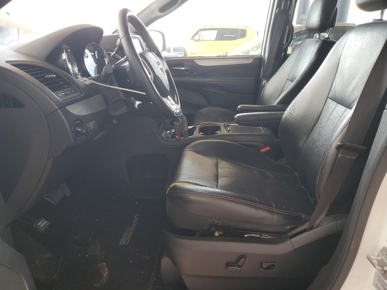 2016 Dodge Grand Caravan R/T VIN: 2C4RDGEG5GR375456 Lot: 86118765