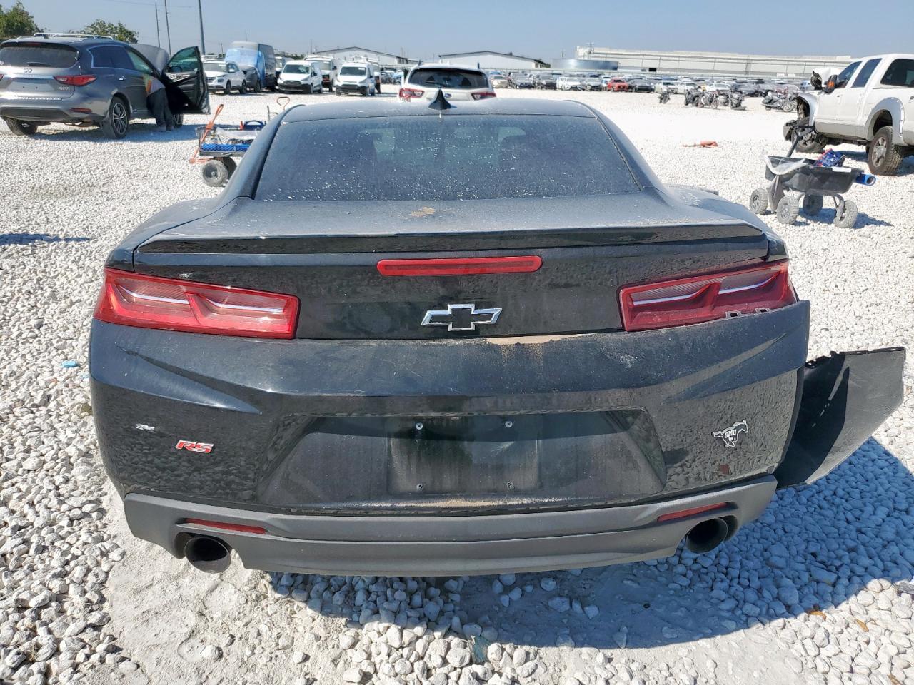 2018 Chevrolet Camaro Lt VIN: 1G1FB1RX9J0147700 Lot: 81930935