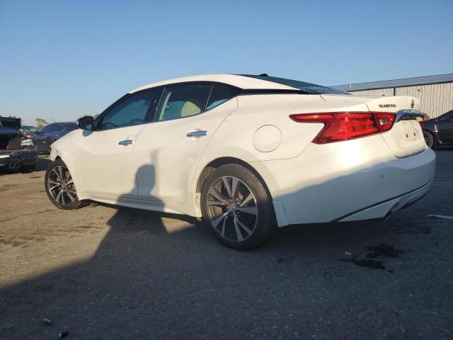 Седаны NISSAN MAXIMA 2016 Белы