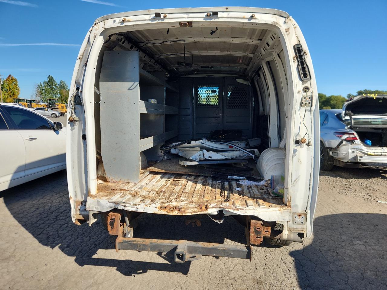 2015 Chevrolet Express G2500 VIN: 1GCWGFCF0F1281289 Lot: 85575415