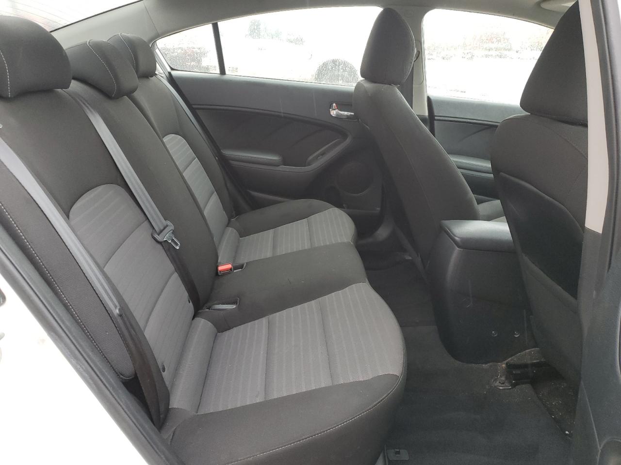 2018 Kia Forte Lx VIN: 3KPFL4A78JE202047 Lot: 90916035