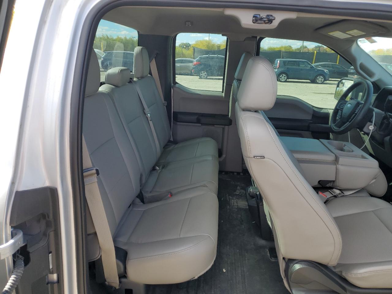 2015 Ford F150 Super Cab VIN: 1FTEX1EP8FKF00112 Lot: 89636045