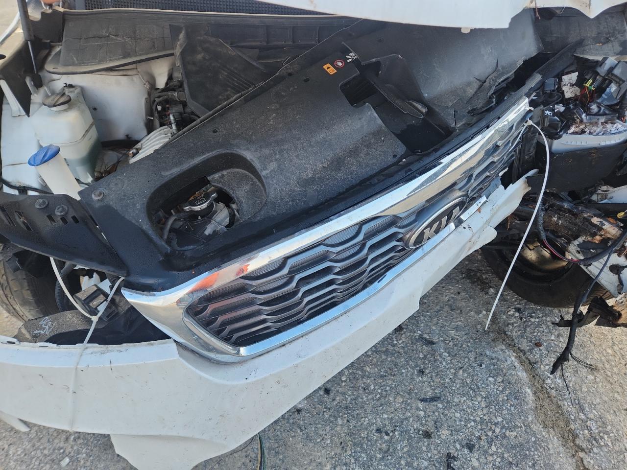 2020 Kia Sorento S VIN: 5XYPG4A58LG666646 Lot: 81379355