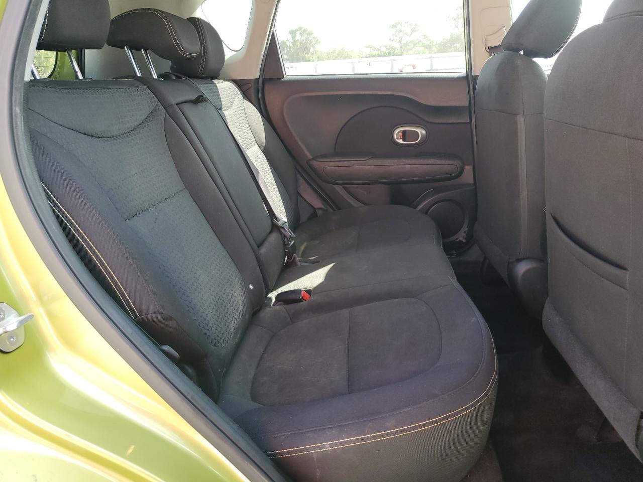 KNDJP3A51F7811916 2015 Kia Soul +