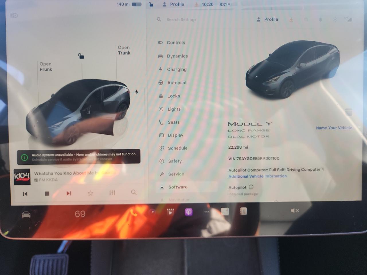 2024 Tesla Model Y VIN: 7SAYGDEE5RA301100 Lot: 82557995