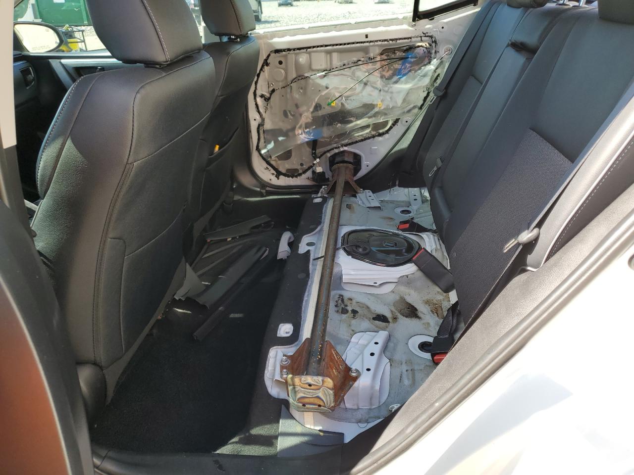 2016 Toyota Corolla L VIN: 5YFBURHEXGP485183 Lot: 86126645