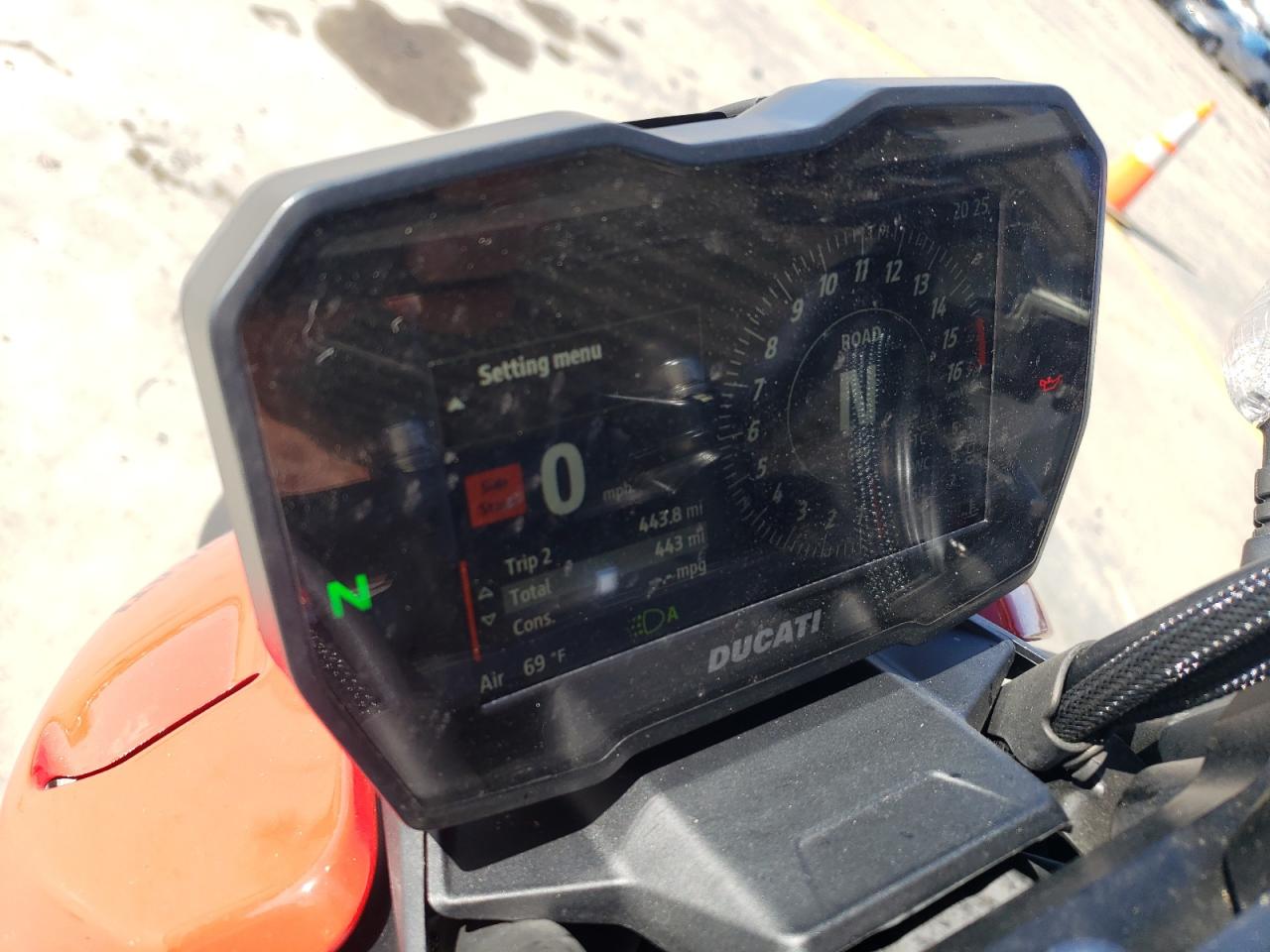 2024 Ducati Streetfighter V4 VIN: ZDMFAKWW0RB009138 Lot: 89458145