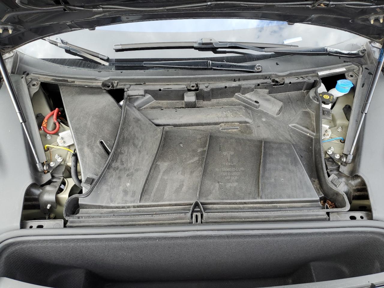 2019 Tesla Model S VIN: 5YJSA1E25KF347835 Lot: 89831455