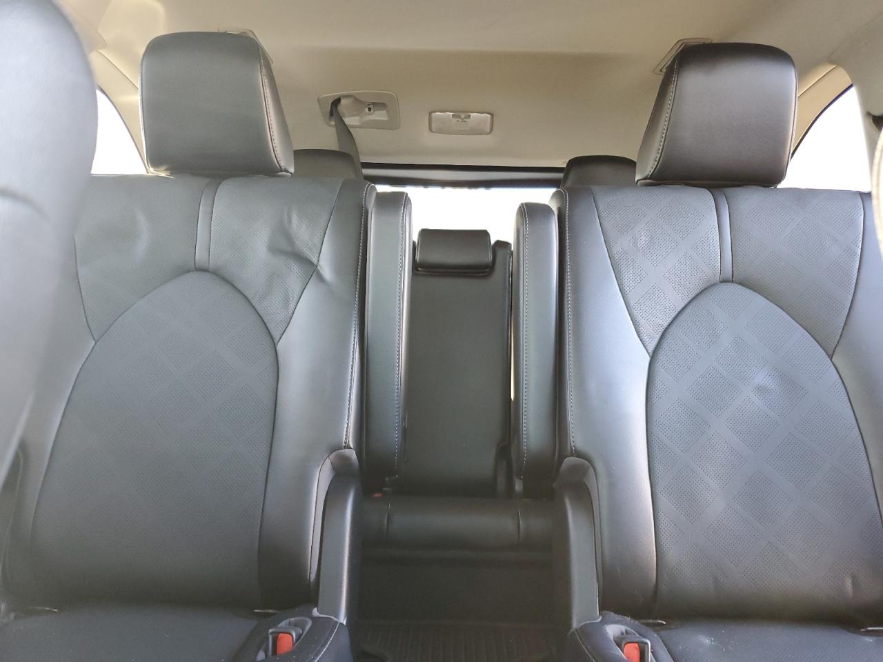 2022 Toyota Highlander Platinum VIN: 5TDFZRBH3NS212984 Lot: 82283635