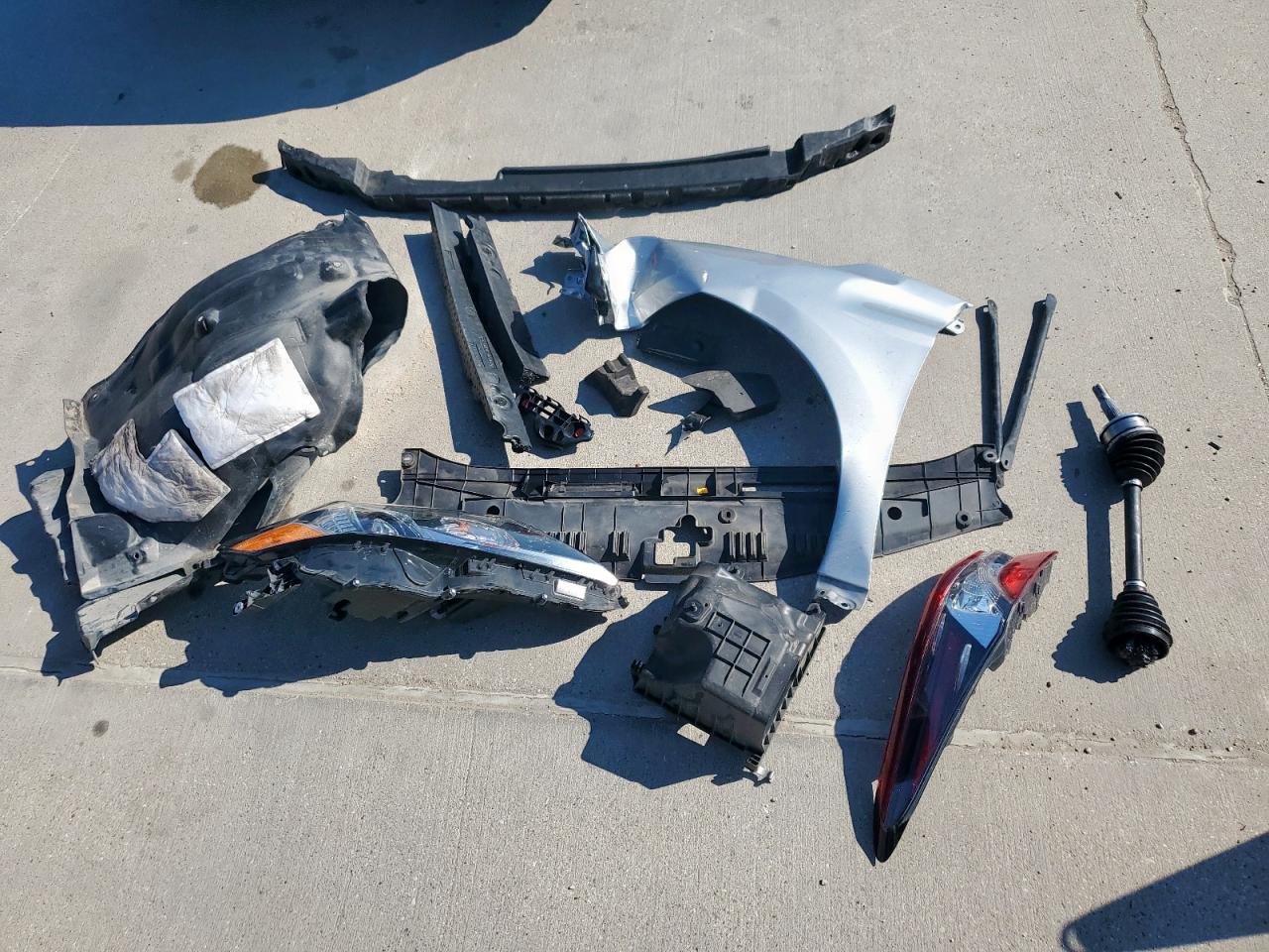 2021 Toyota Camry Le VIN: 4T1C11AK4MU429085 Lot: 83854065