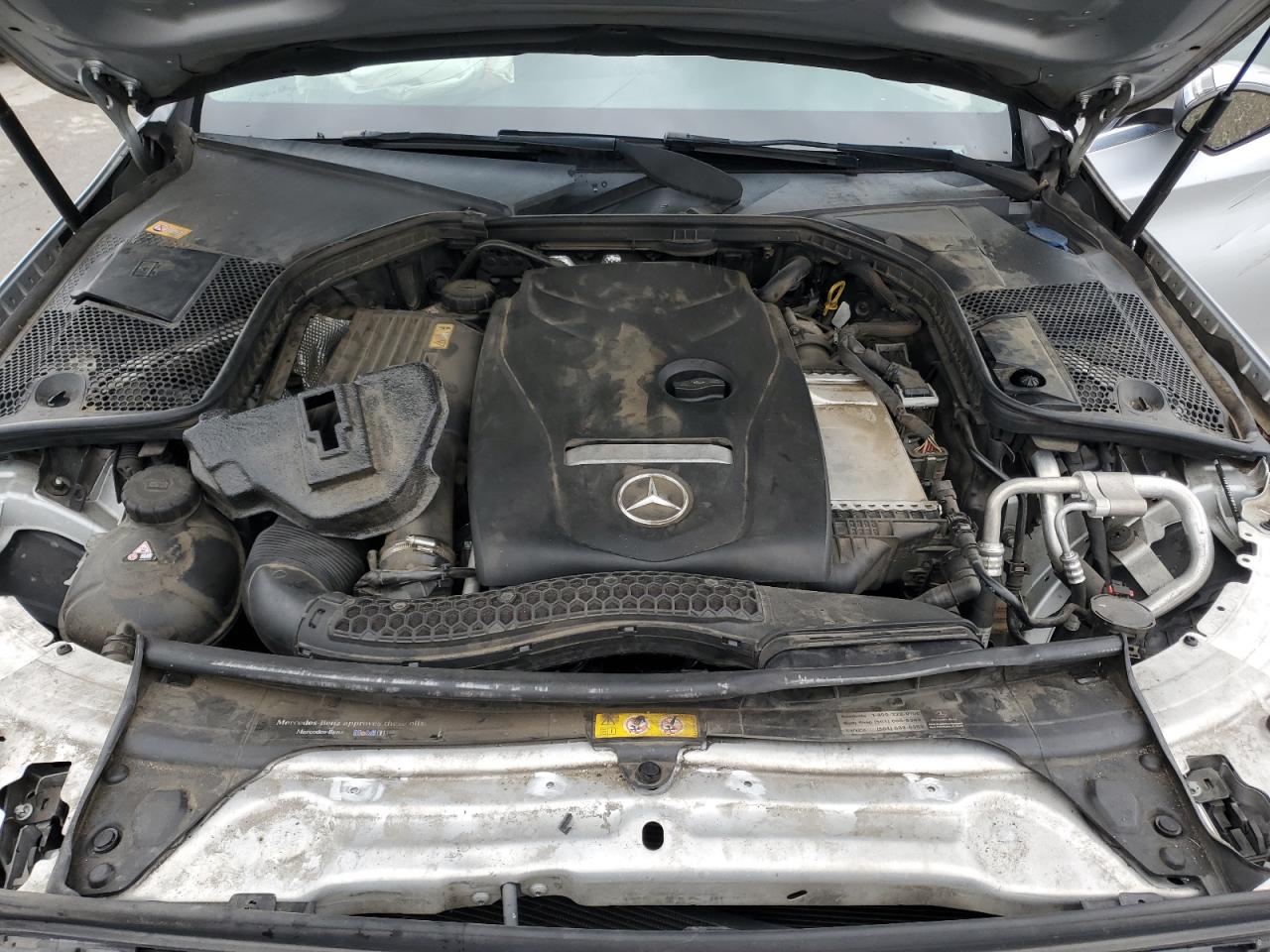 2016 Mercedes-Benz C 300 VIN: 55SWF4JB8GU124687 Lot: 90829885