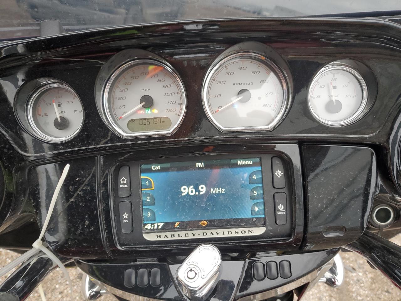 2017 Harley-Davidson Flhxs Street Glide Special VIN: 1HD1KRC13HB657168 Lot: 89803265