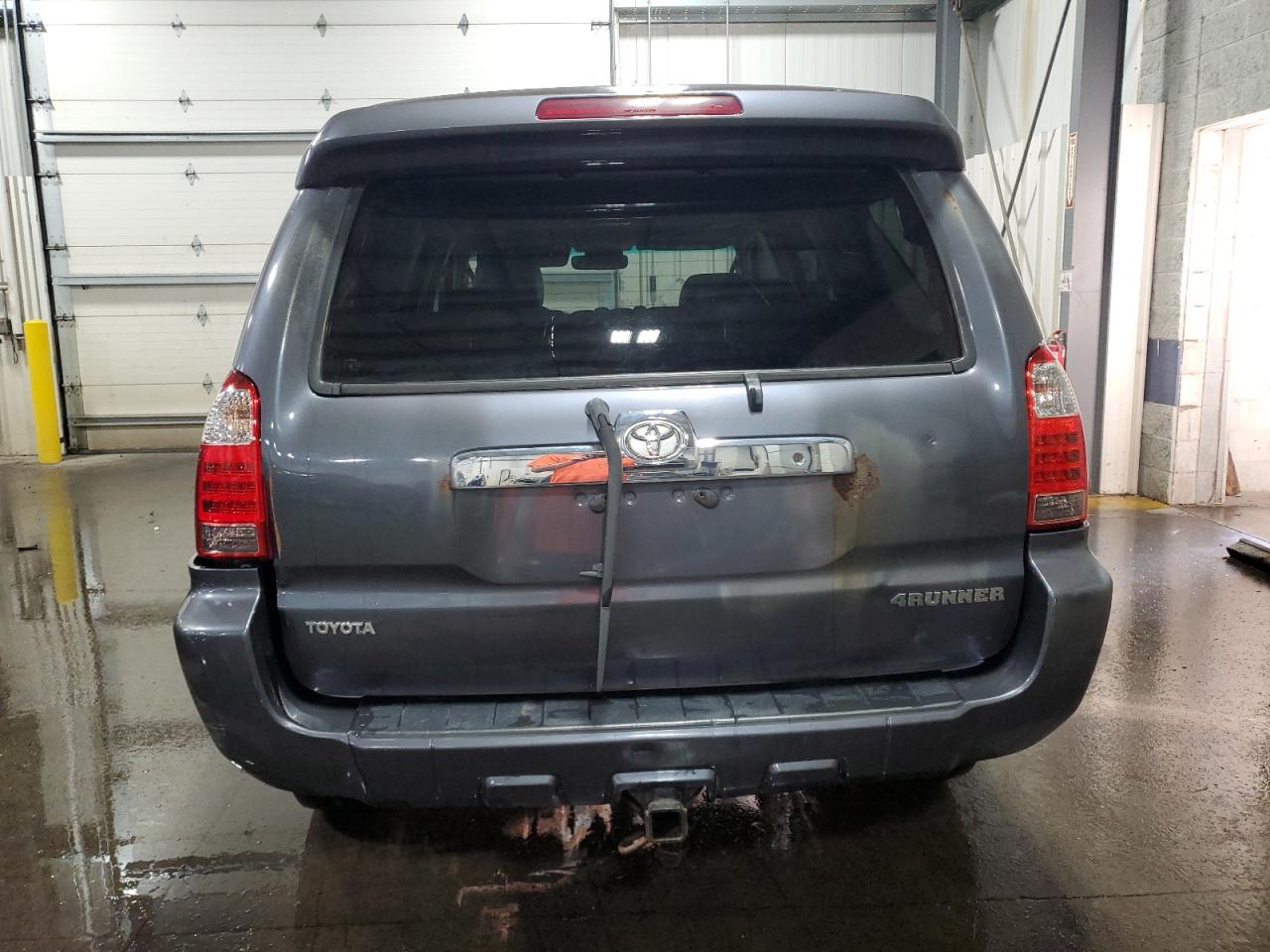 2006 Toyota 4Runner Sr5 VIN: JTEBU14R368057858 Lot: 84262695