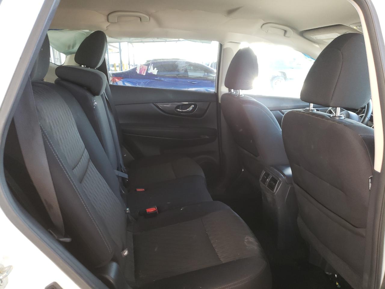 2017 Nissan Rogue S VIN: 5N1AT2MT5HC888732 Lot: 85650565