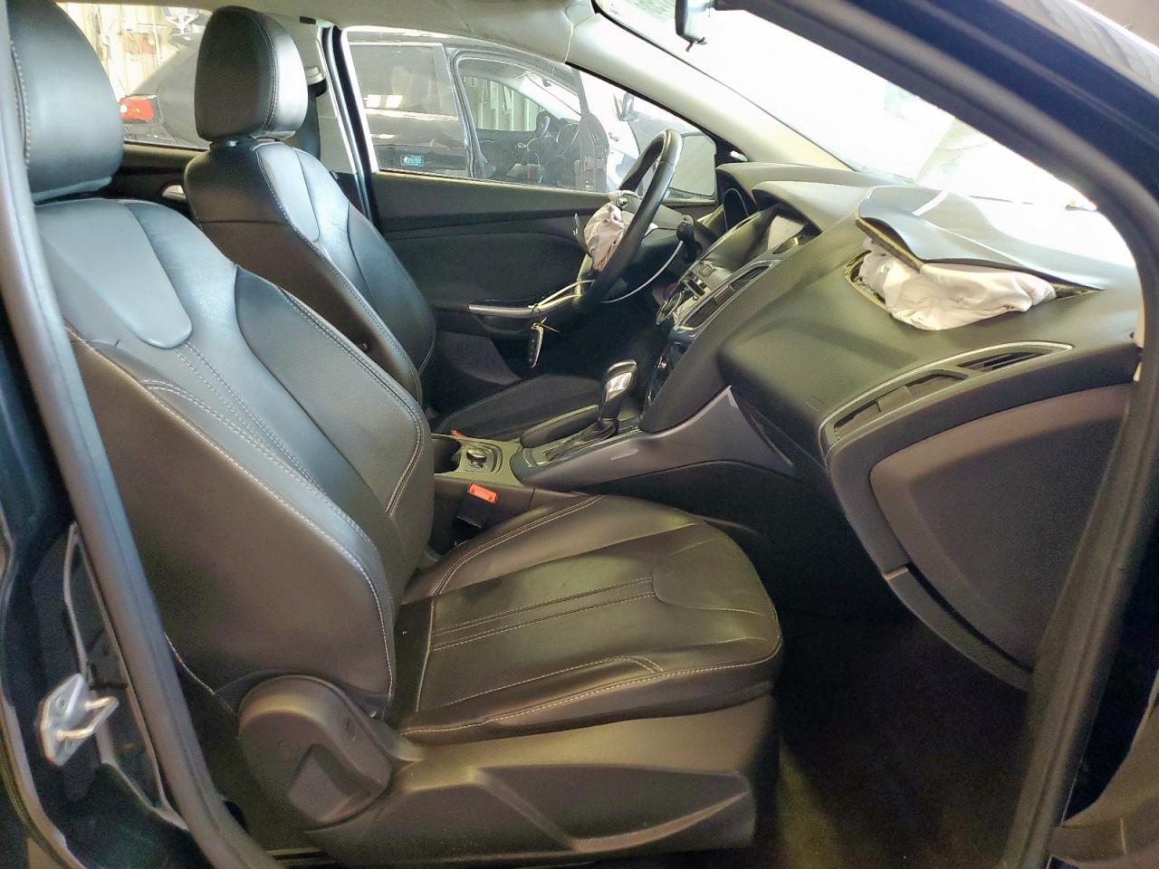 2014 Ford Focus Titanium VIN: 1FADP3N23EL192924 Lot: 85731195