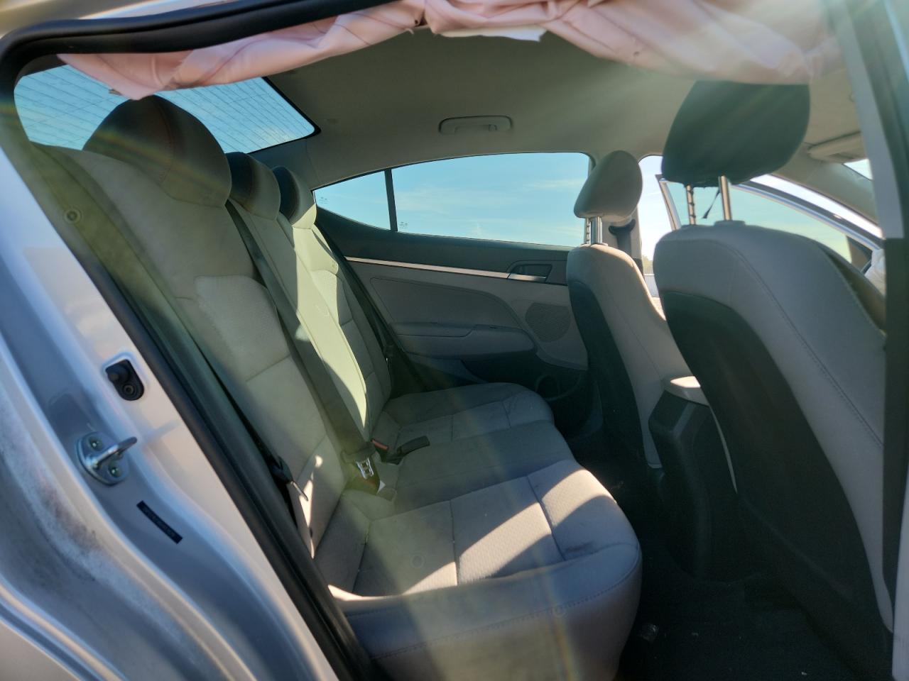 2019 Hyundai Elantra Se VIN: 5NPD74LFXKH413828 Lot: 89725225