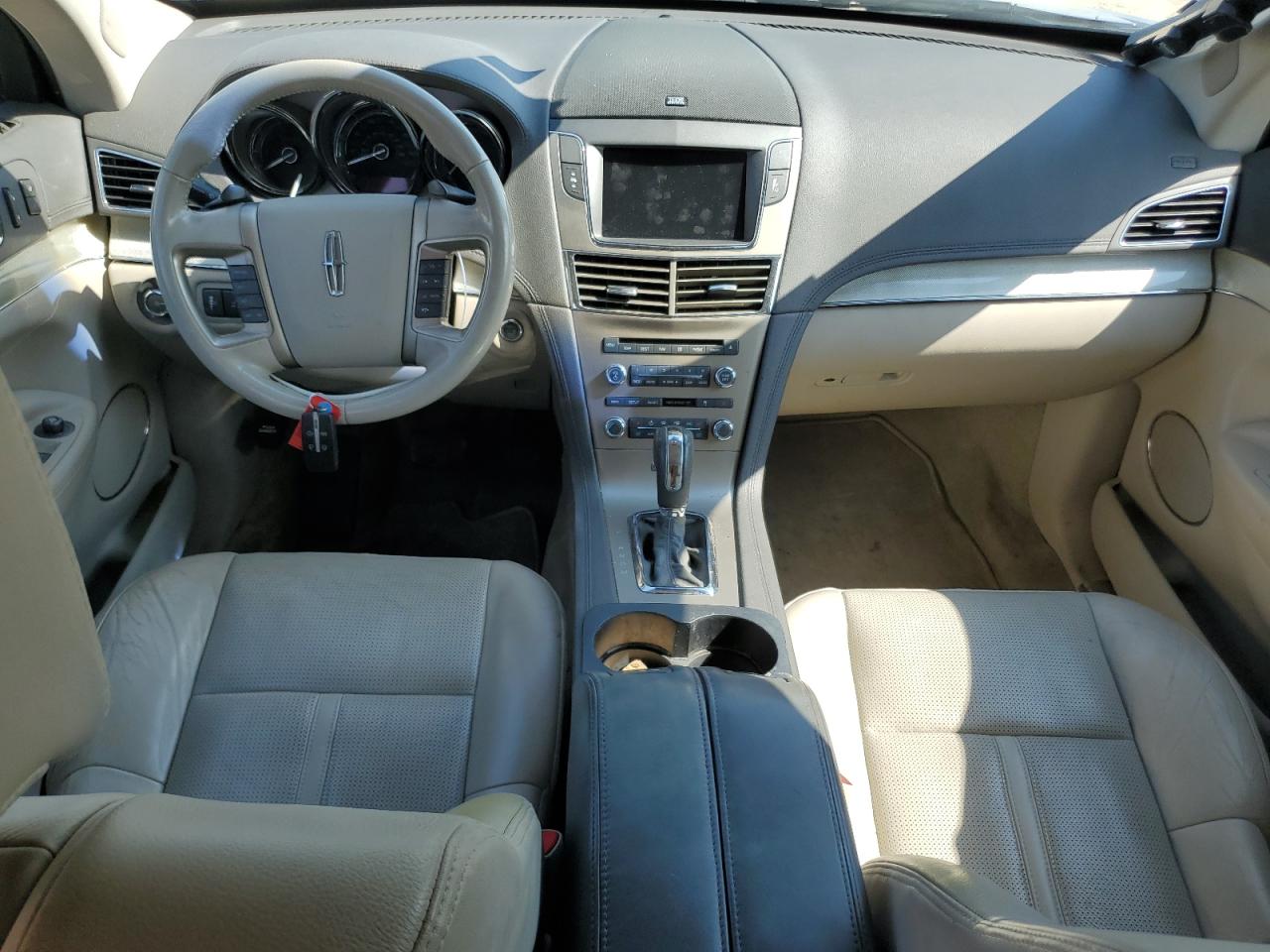 2010 Lincoln Mkt VIN: 2LMHJ5FR3ABJ12696 Lot: 85001075