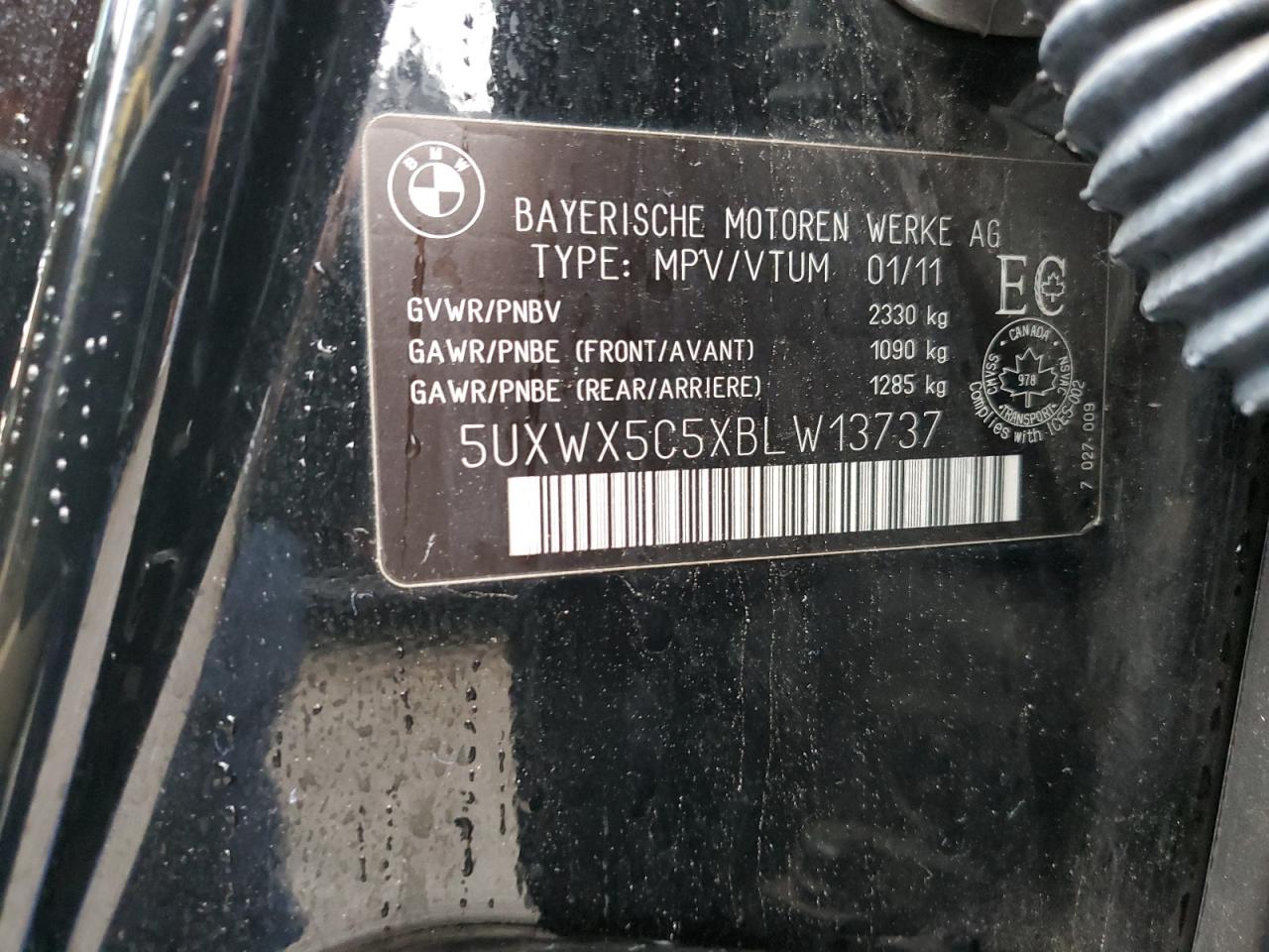 Фото: 5UXWX5C5XBLW13737